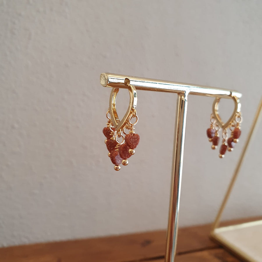 Single piece earring // Hearts Goldstone
