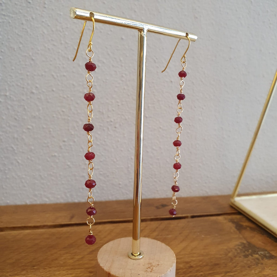 Single piece earring // Dangle red
